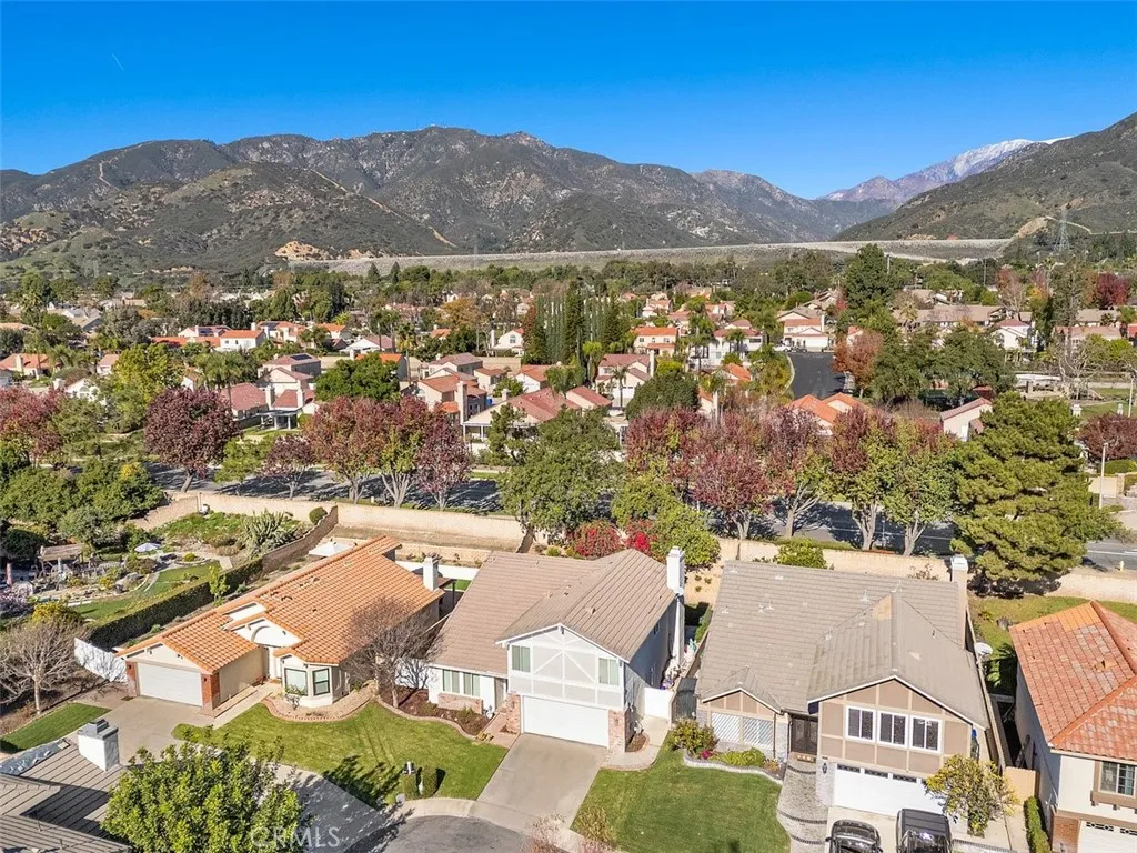 1279 Moss, Upland, California 91784 home-pic-37