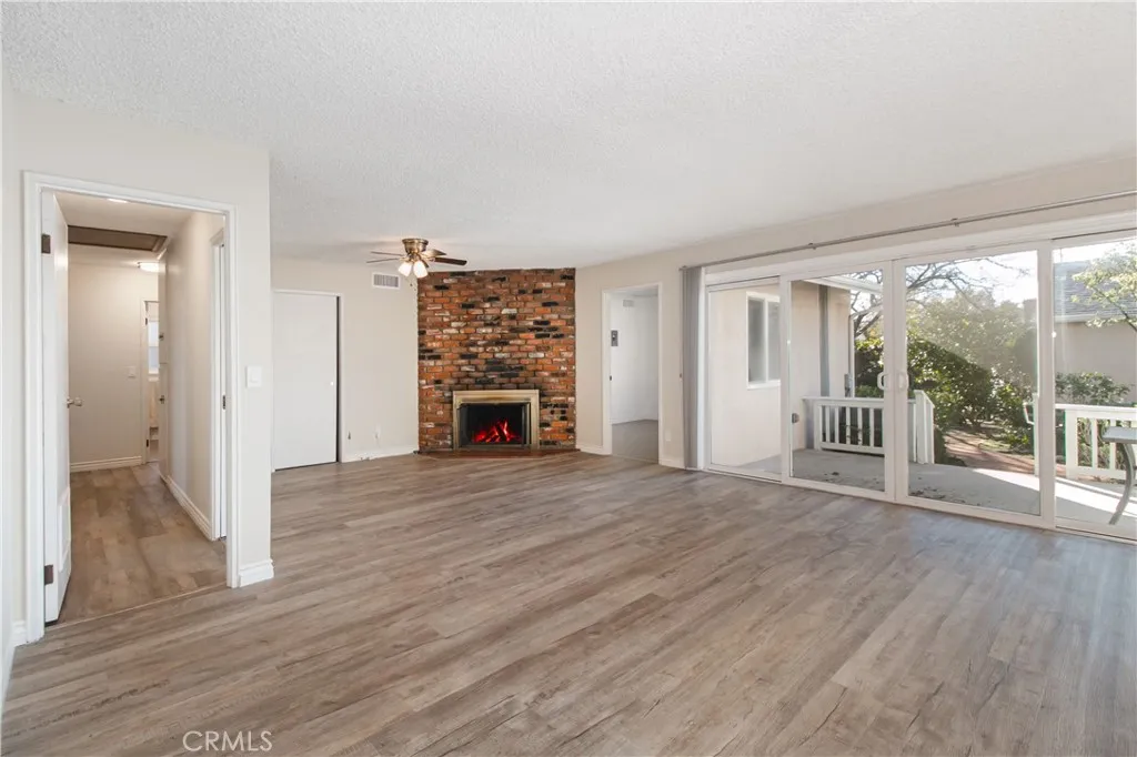 23042 Gilmore Street, West Hills, California 91307 home-pic-8