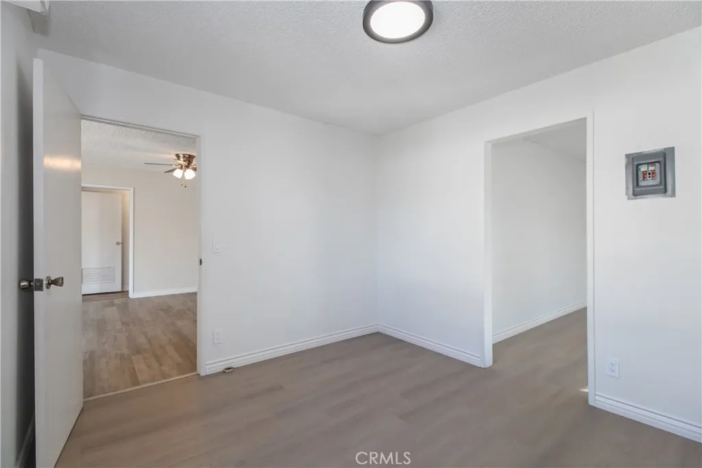 23042 Gilmore Street, West Hills, California 91307 home-pic-11