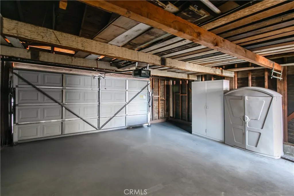 23042 Gilmore Street, West Hills, California 91307 home-pic-31