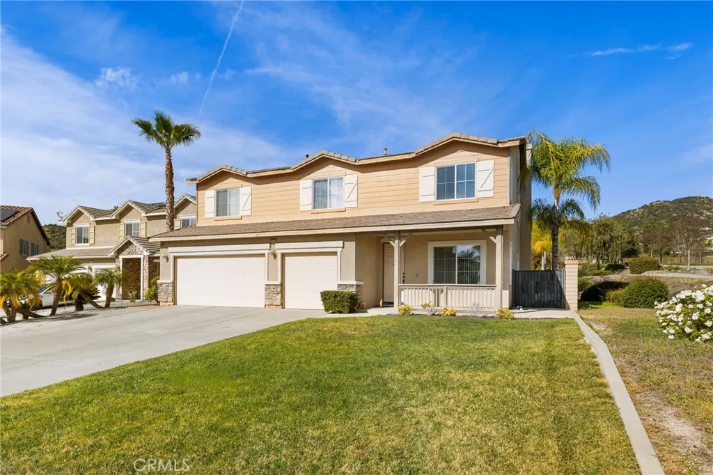 36005 Redgrave, Murrieta, California 92562 home-pic-2