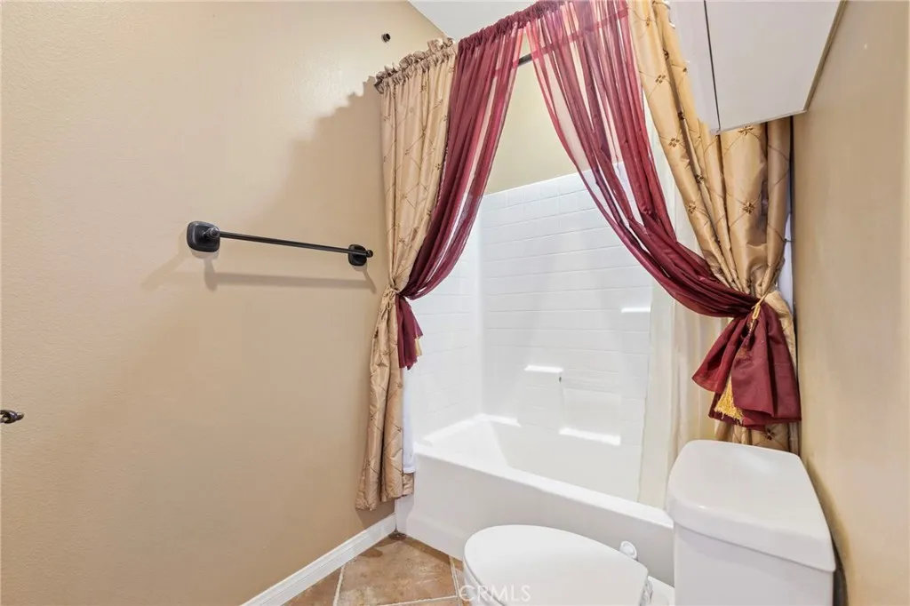 36005 Redgrave, Murrieta, California 92562 home-pic-22