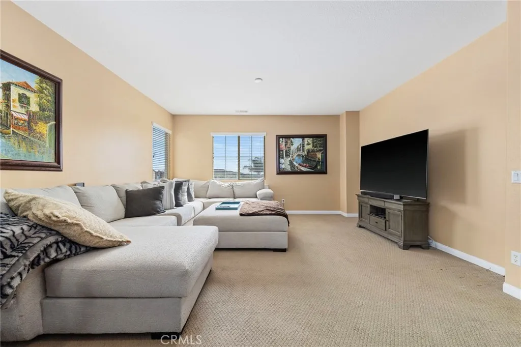 36005 Redgrave, Murrieta, California 92562 home-pic-14