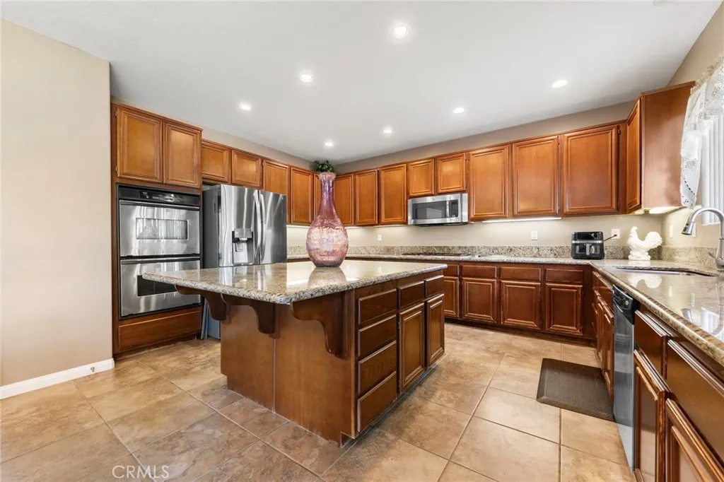36005 Redgrave, Murrieta, California 92562 home-pic-12