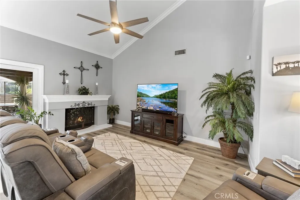 5435 Los Rios, Yorba Linda, California 92887 home-pic-19