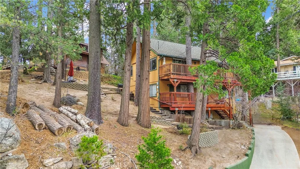 1044 Nesthorn Drive, Crestline, California 92325 home-pic-45