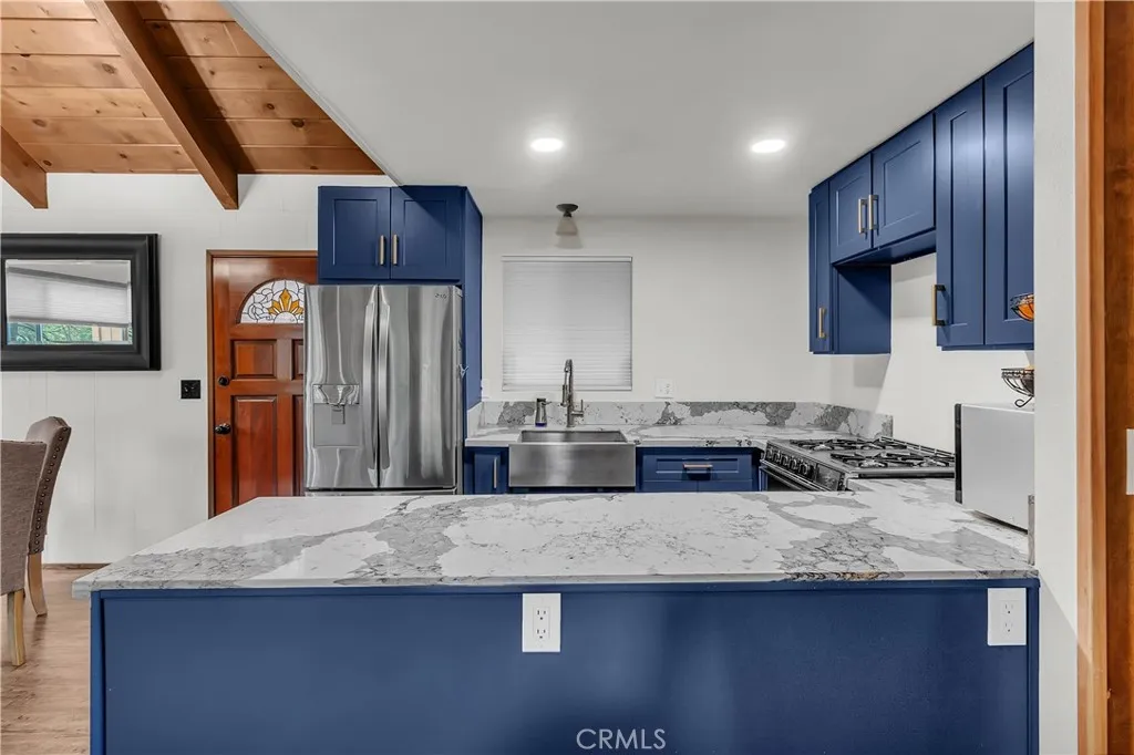 1044 Nesthorn Drive, Crestline, California 92325 home-pic-12