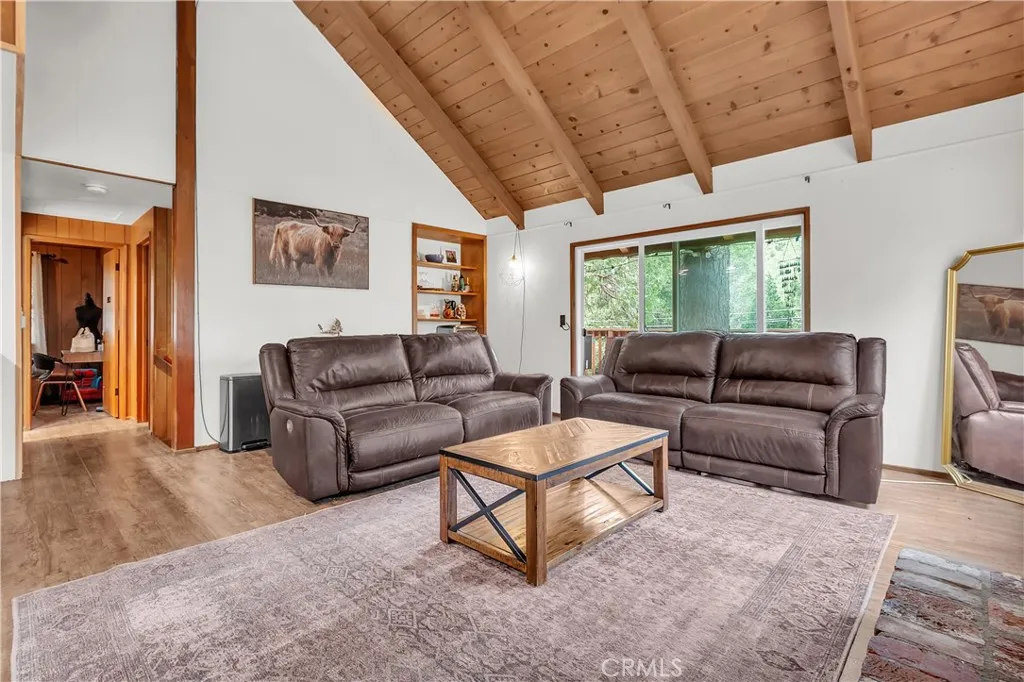 1044 Nesthorn Drive, Crestline, California 92325 home-pic-4