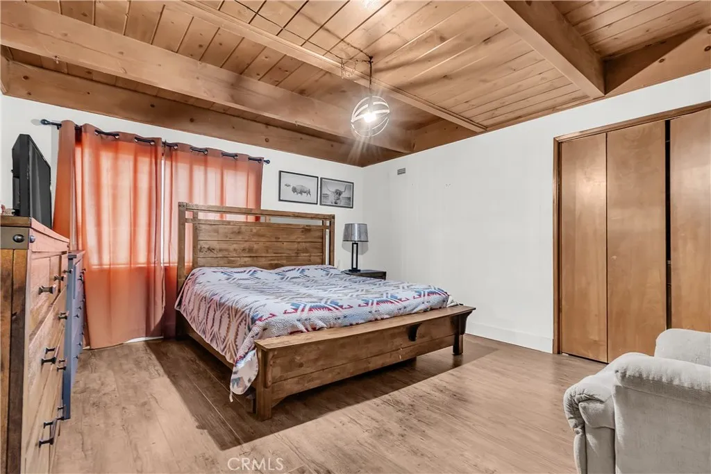 1044 Nesthorn Drive, Crestline, California 92325 home-pic-20