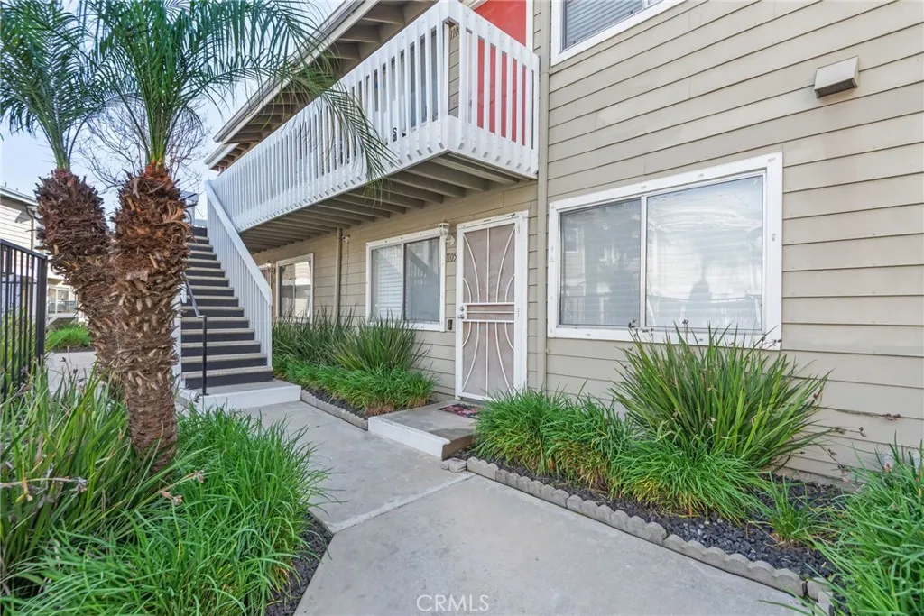 14865 Mulberry Dr 1105, Whittier, California 90604 home-pic-1