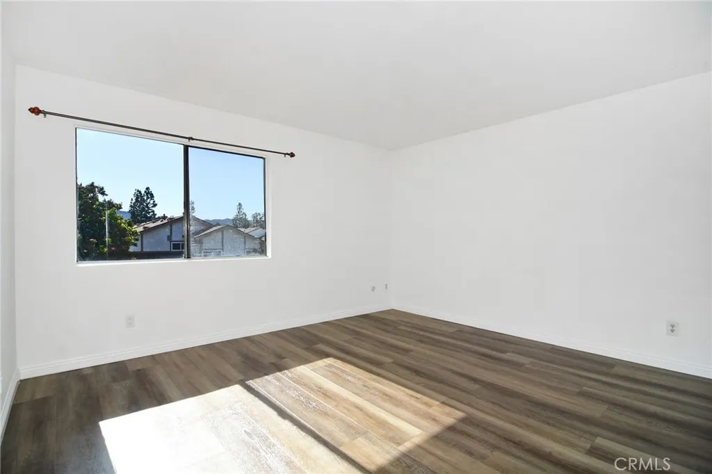 18316 Hatteras 27, Tarzana, California 91356 home-pic-12