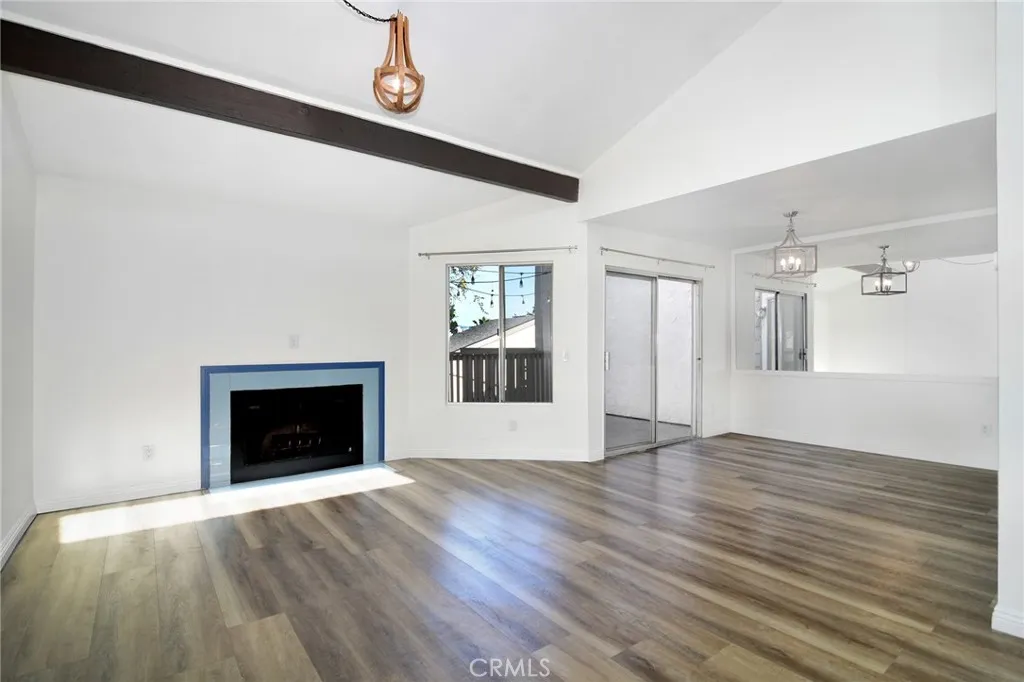 18316 Hatteras 27, Tarzana, California 91356 home-pic-3