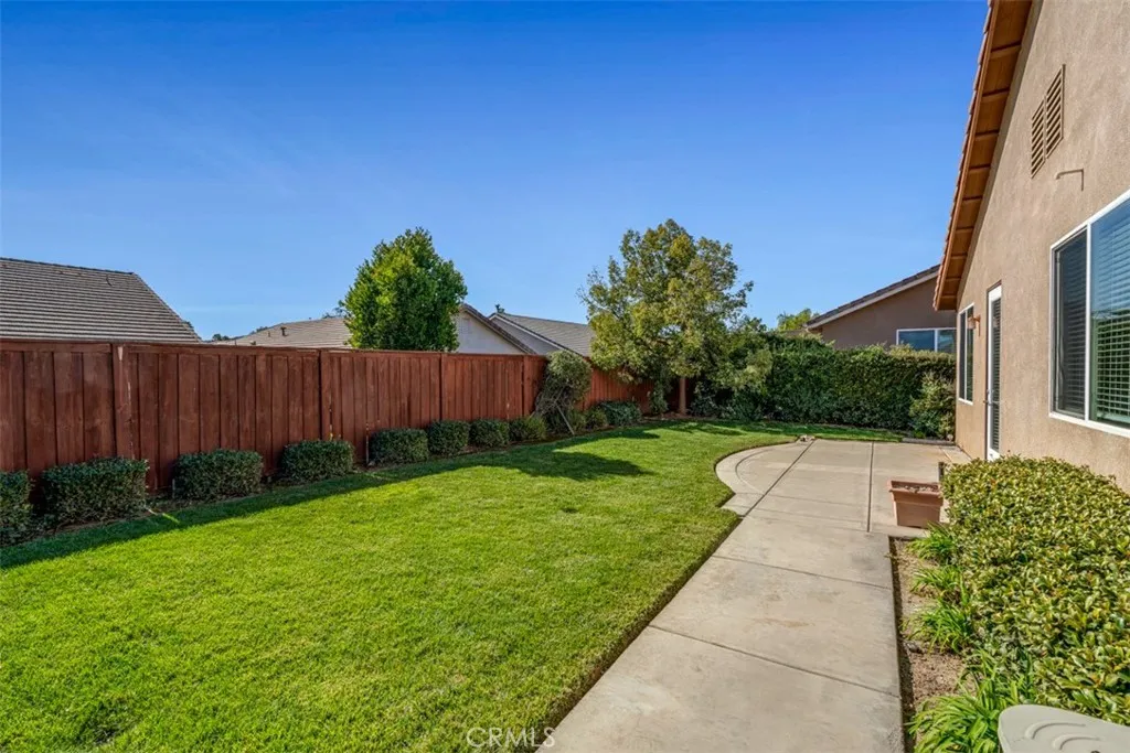 7823 Gibson Circle, Hemet, California 92545 home-pic-21