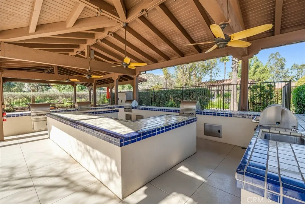 7823 Gibson Circle, Hemet, California 92545 home-pic-32