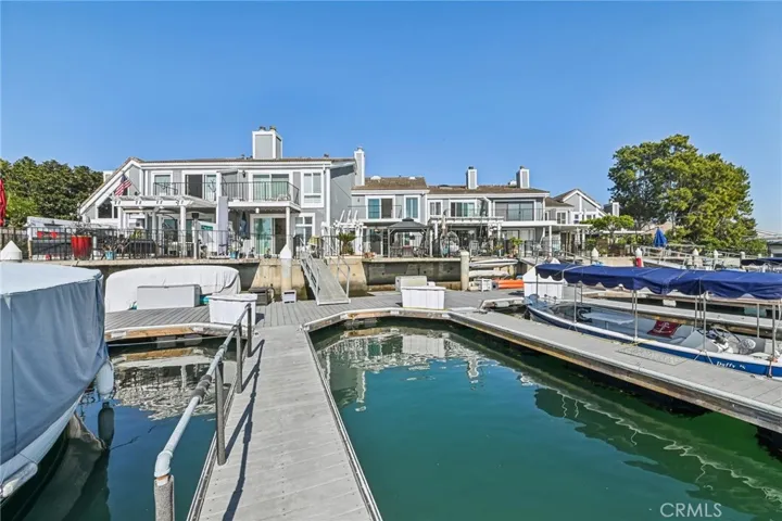 Slip
digitally enhanced