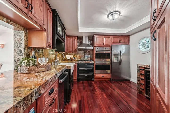 Kitchen 
digitally enhanced