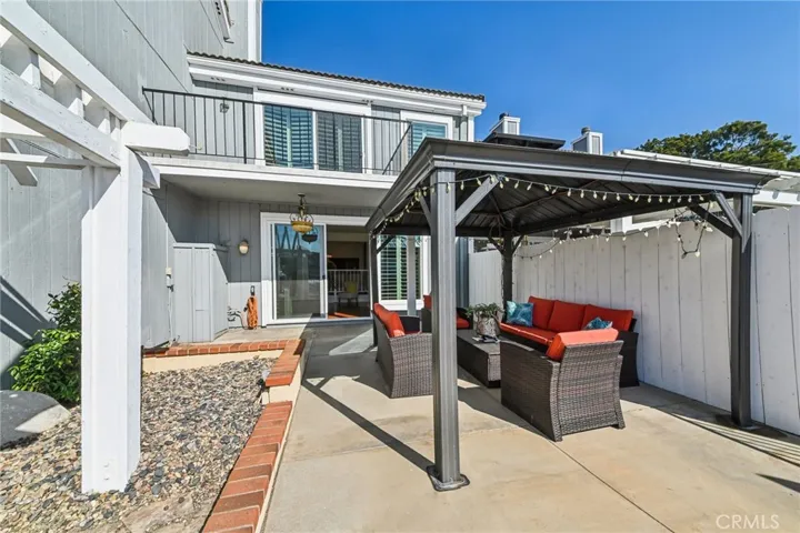 Patio
digitally enhanced