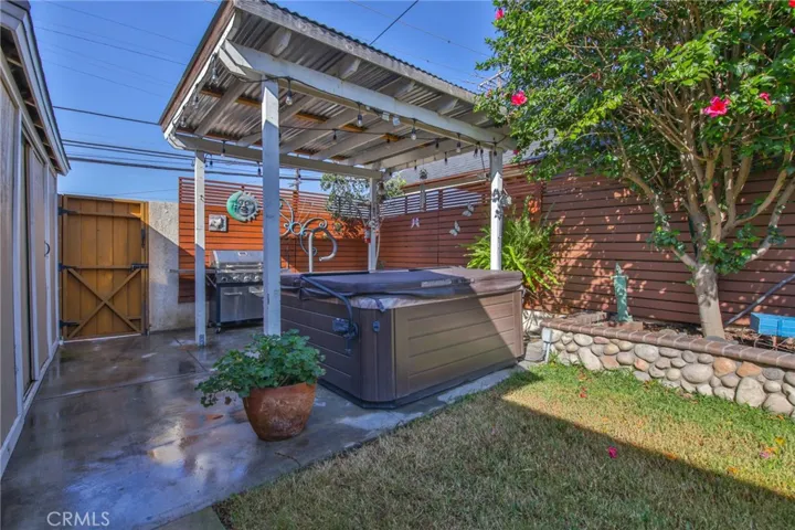 Jacuzzi Backyard