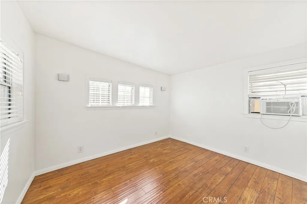 2123 Crescent, Montrose, California 91020 home-pic-15