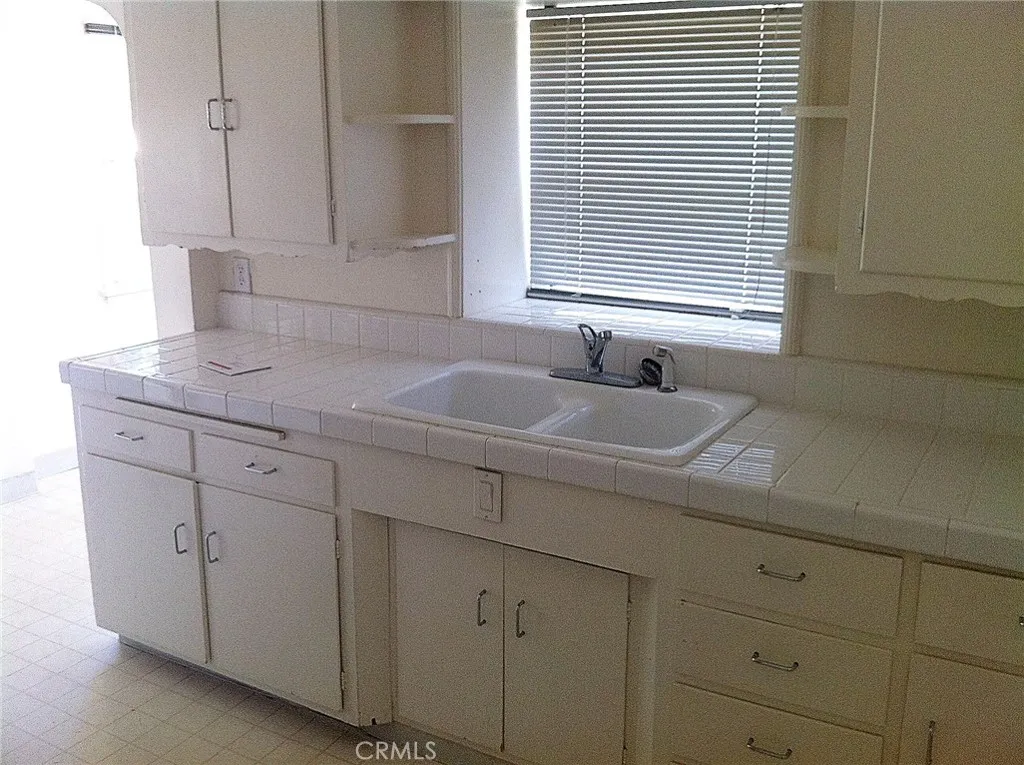 2123 Crescent, Montrose, California 91020 home-pic-23