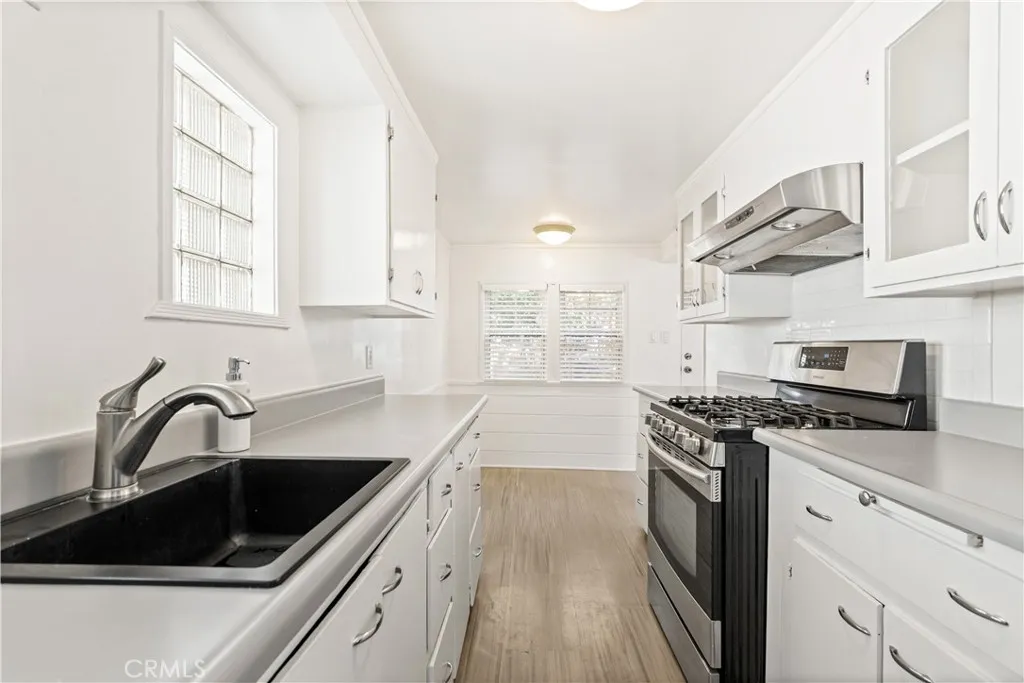 2123 Crescent, Montrose, California 91020 home-pic-14