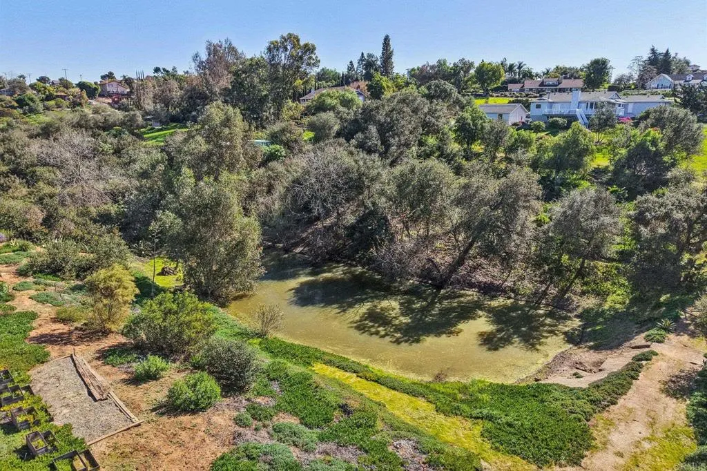 1761 Winterwarm Drive, Fallbrook, California 92028 home-pic-68