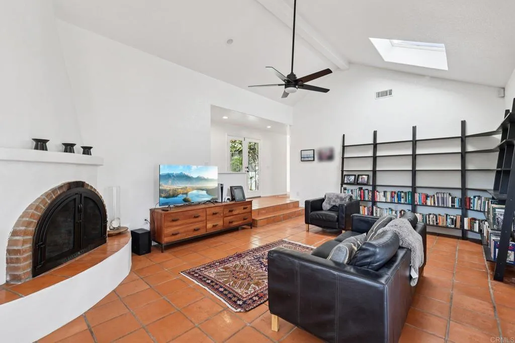 1761 Winterwarm Drive, Fallbrook, California 92028 home-pic-10