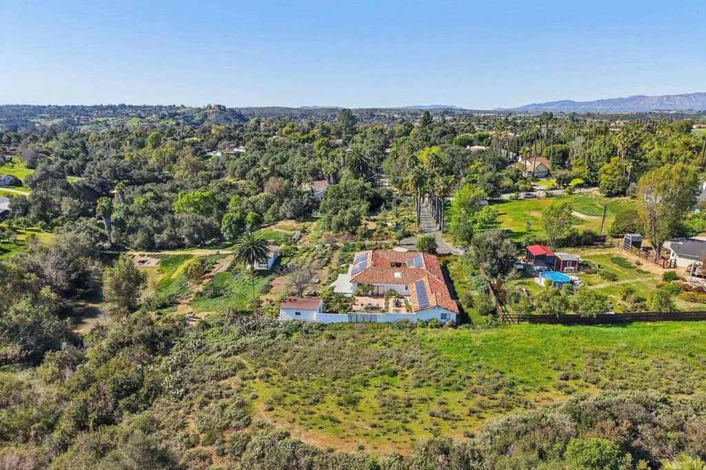 1761 Winterwarm Drive, Fallbrook, California 92028 home-pic-66