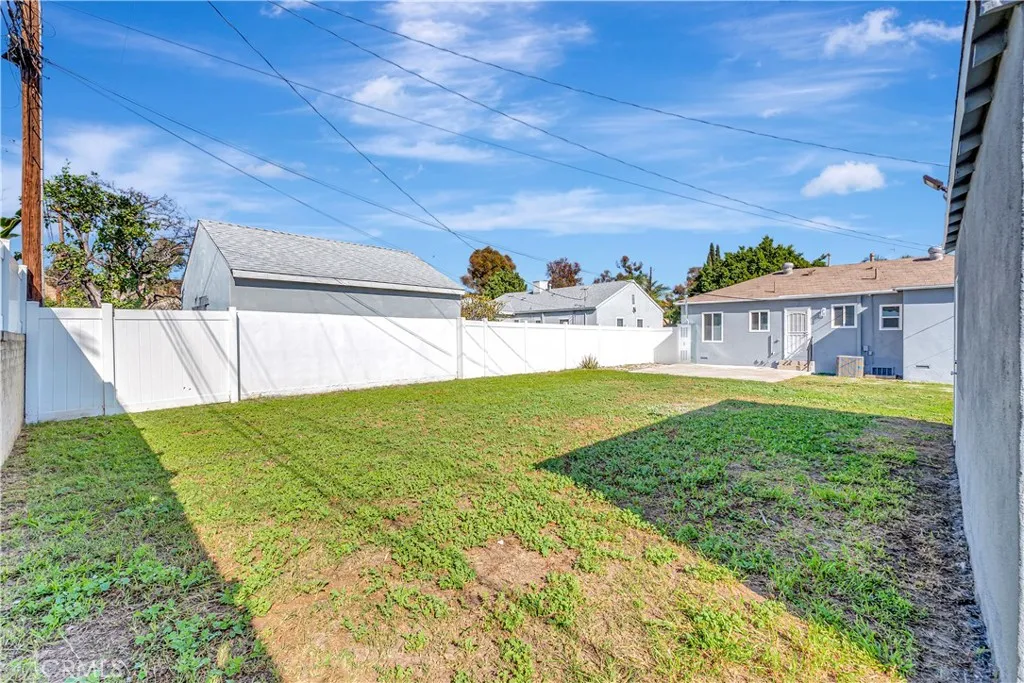 145 S Woods, Los Angeles, California 90022 home-pic-29
