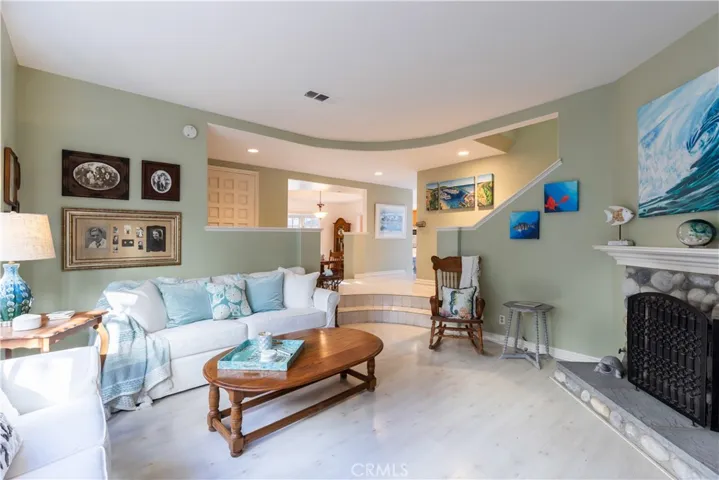 24421 Santa Clara Avenue, Dana Point, California 92629