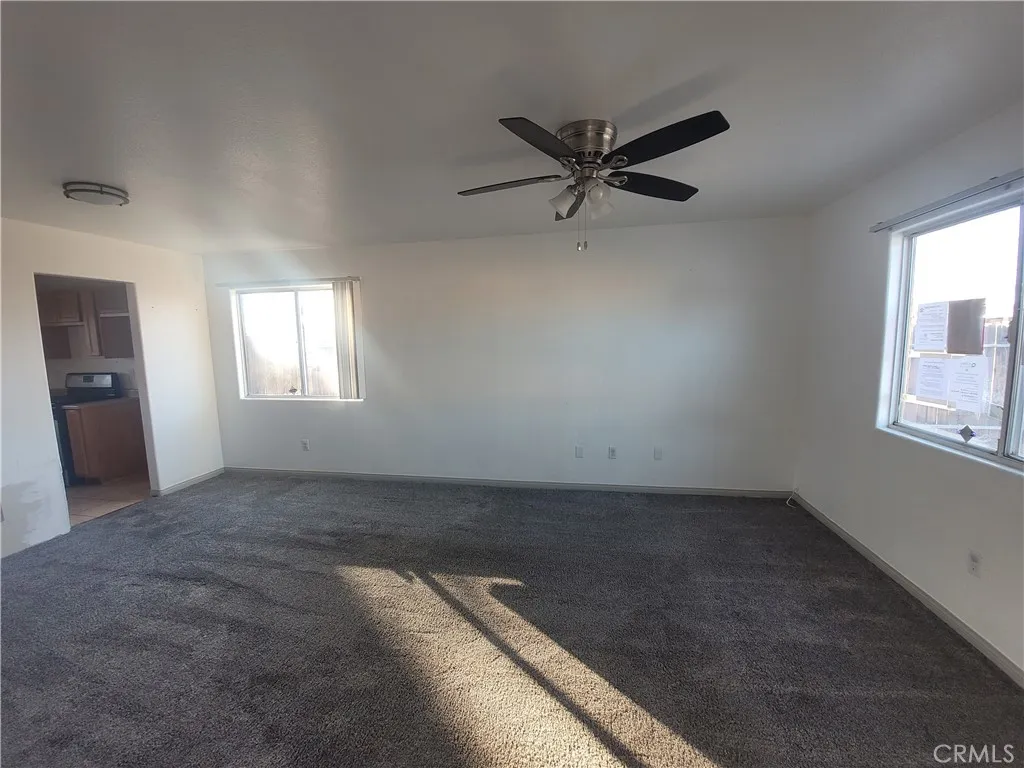 25064 Avenida Laredo, Barstow, California 92311 home-pic-7