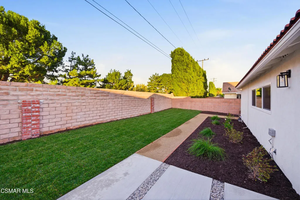 2405 Lee Street, Simi Valley, California 93065 home-pic-30