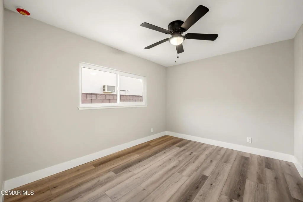 2405 Lee Street, Simi Valley, California 93065 home-pic-21