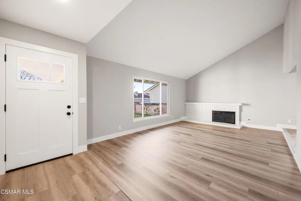 2405 Lee Street, Simi Valley, California 93065 home-pic-6
