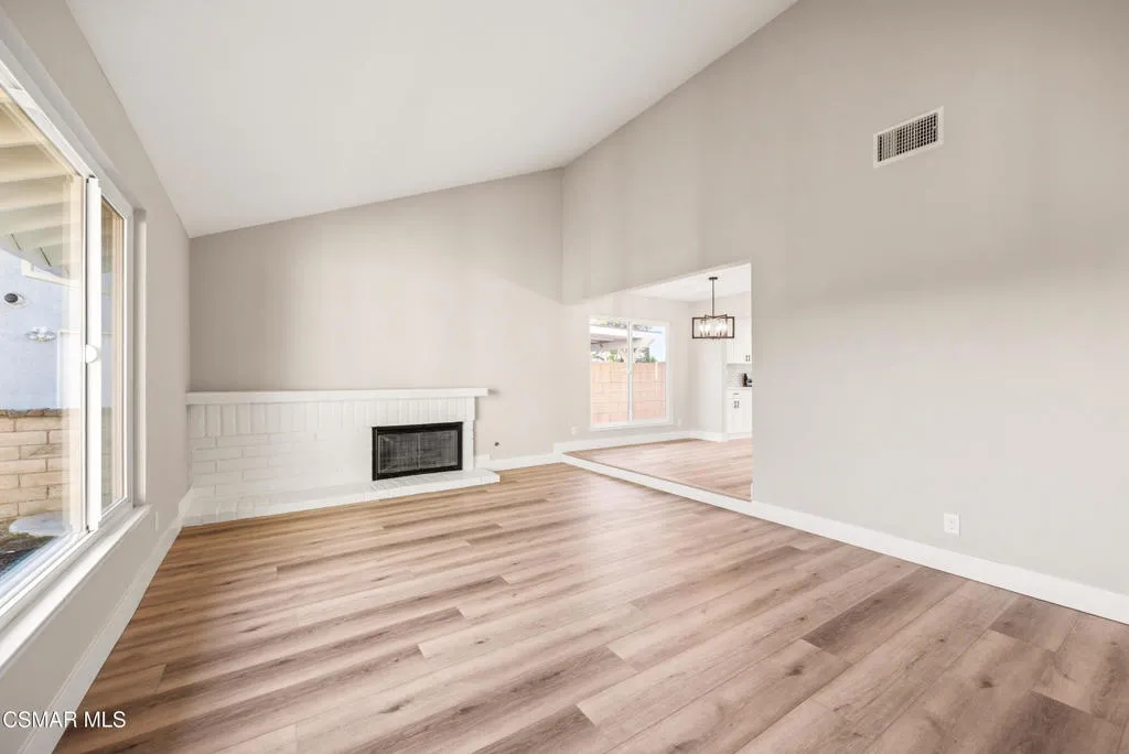 2405 Lee Street, Simi Valley, California 93065 home-pic-7