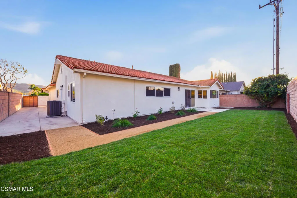 2405 Lee Street, Simi Valley, California 93065 home-pic-34