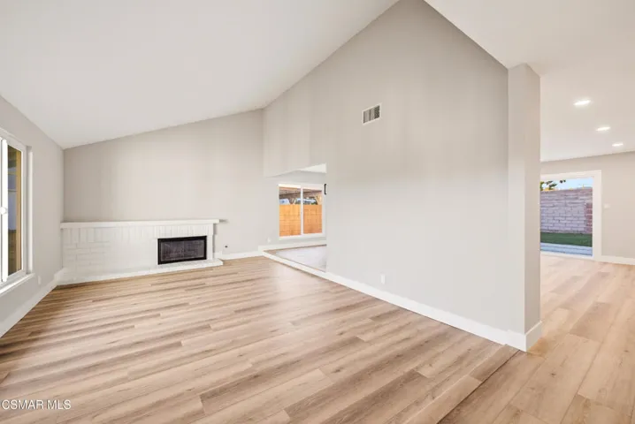 2405 Lee St Simi Valley-5