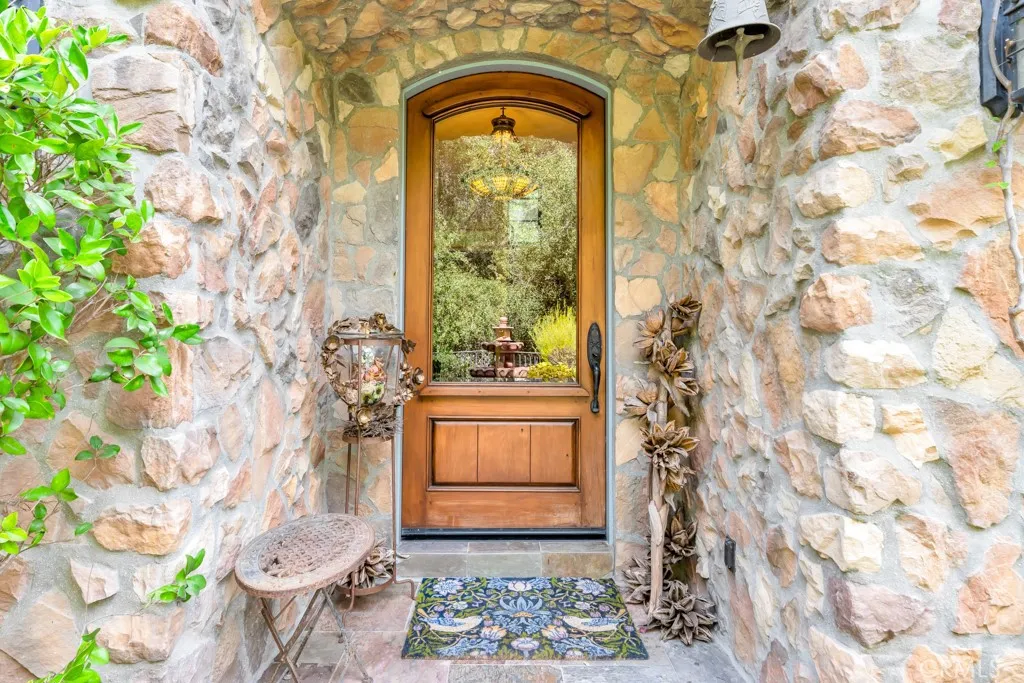 3439 Dorothy Road, Topanga, California 90290 home-pic-4