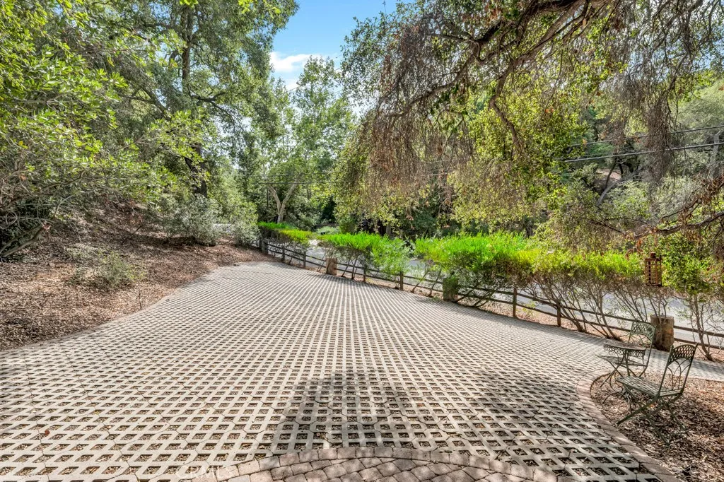 3439 Dorothy Road, Topanga, California 90290 home-pic-20