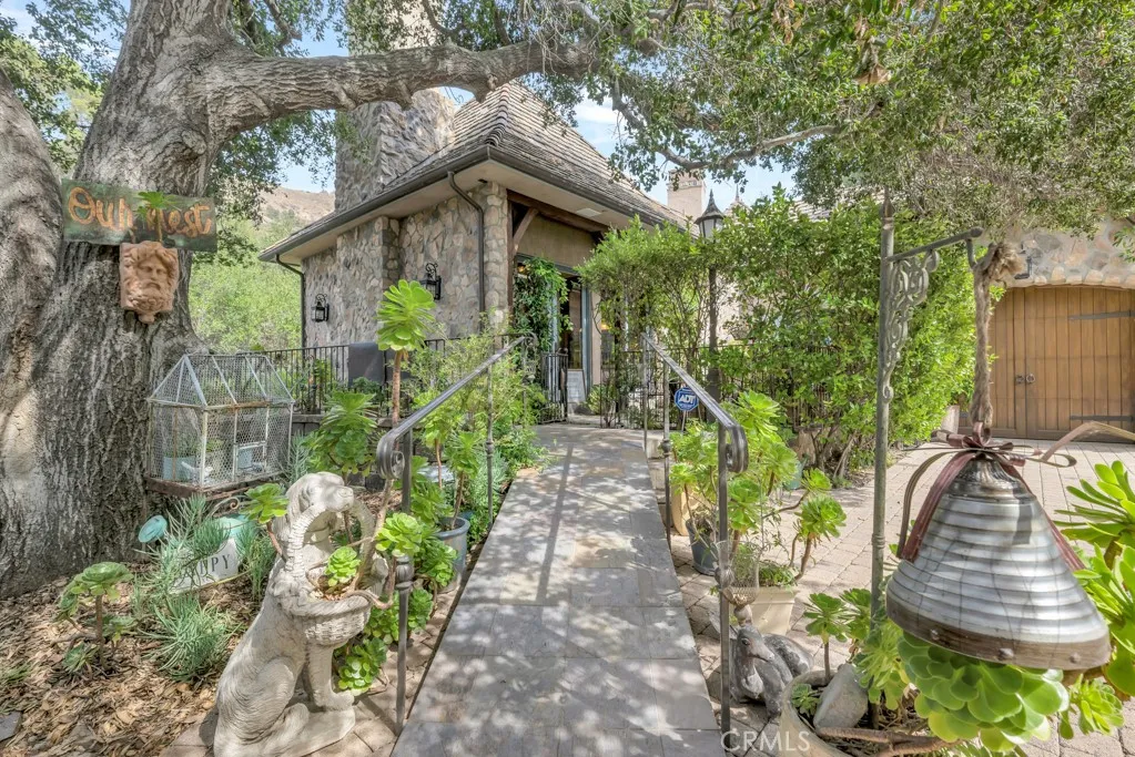 3439 Dorothy Road, Topanga, California 90290 home-pic-2