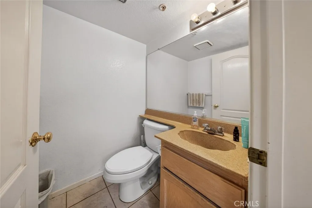 825 E Maple Street 3, Glendale, California 91205 home-pic-31