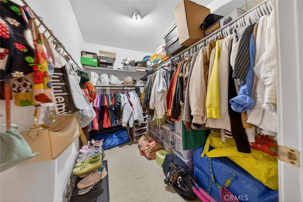 825 E Maple Street 3, Glendale, California 91205 home-pic-20