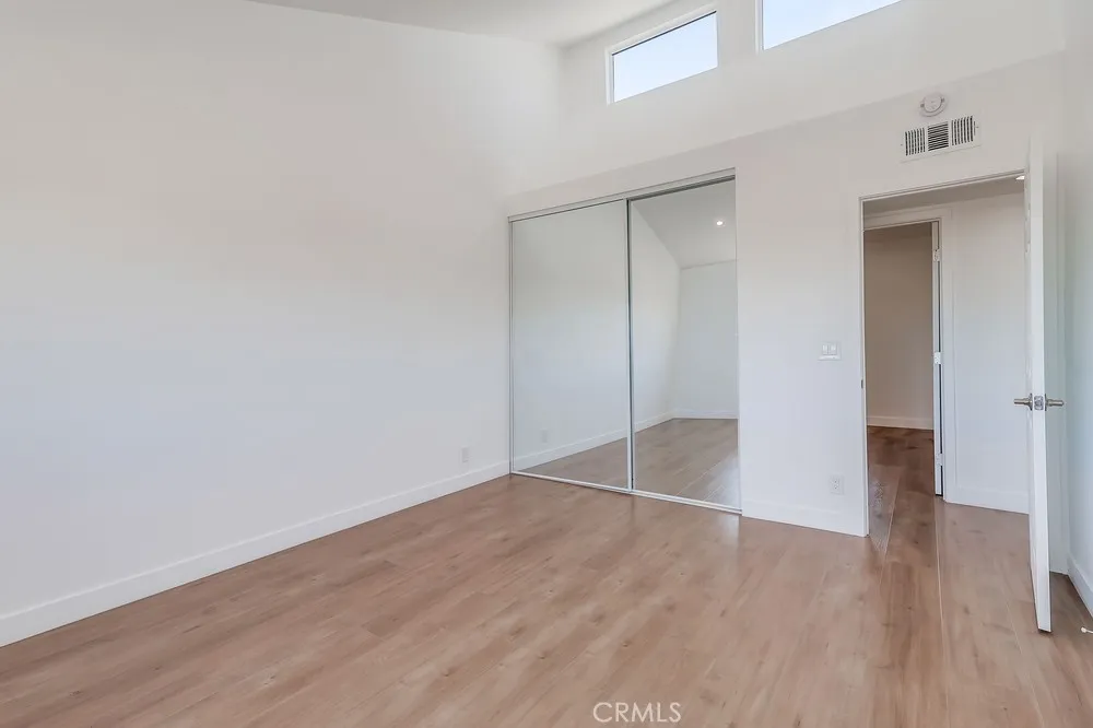 946 W 220th Street 216, Torrance, California 90502 home-pic-15