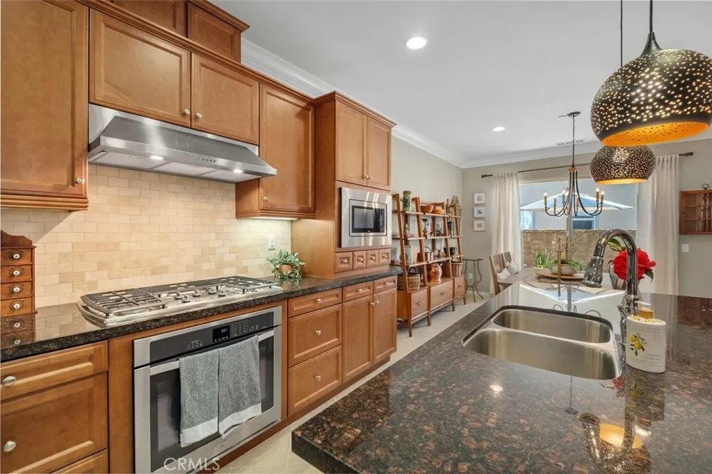 120 Lindura, Rancho Mission Viejo, California 92694 home-pic-12