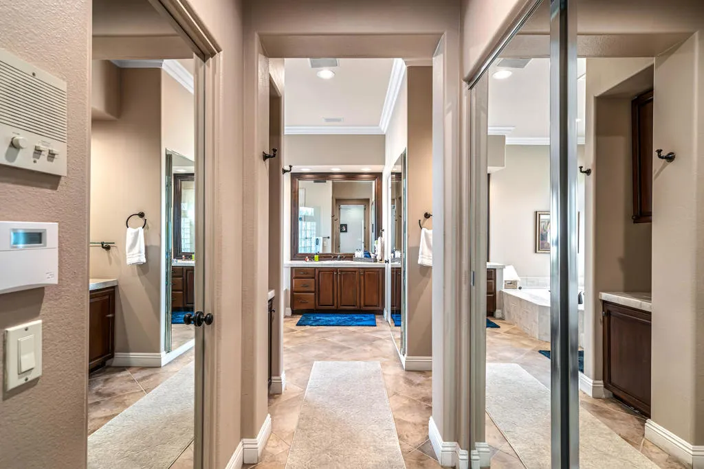 936 Mesa Grande Drive, Palm Desert, California 92211 home-pic-38