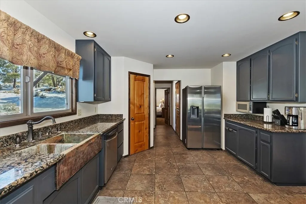 46727 Minnow, Big Bear City, California 92314 home-pic-23