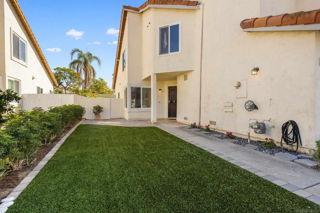 8695 Rideabout Ln, San Diego, California 92129 home-pic-3