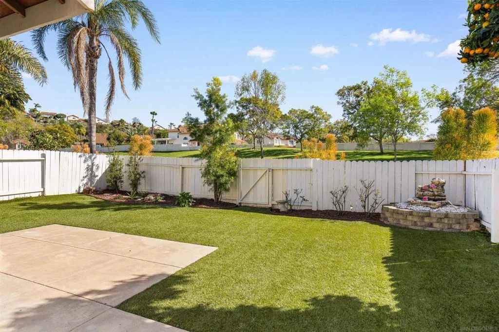 8695 Rideabout Ln, San Diego, California 92129 home-pic-46