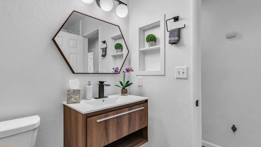Were Focused 2120 Del Lago-18