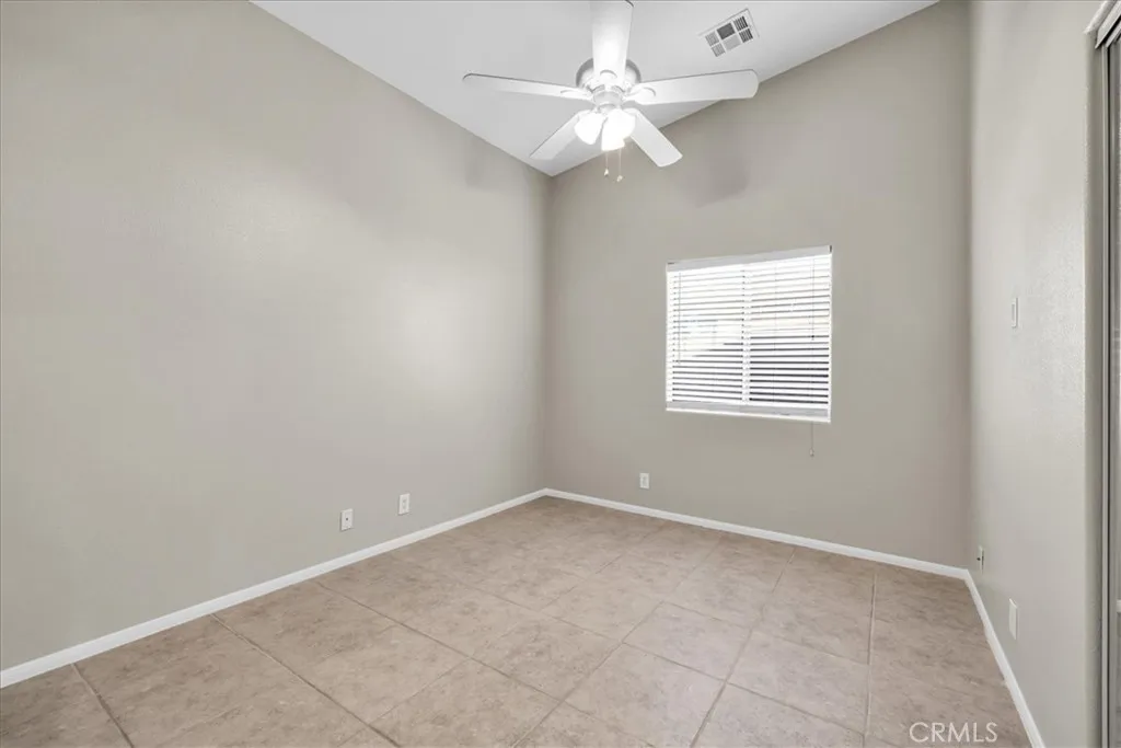 10683 Ambrosio Drive, Desert Hot Springs, California 92240 home-pic-17
